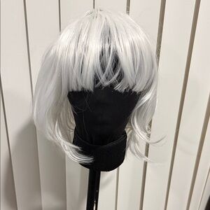 Stylish White Wig for Women
